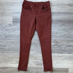 Levi's Women's thick leggings in Rust Red